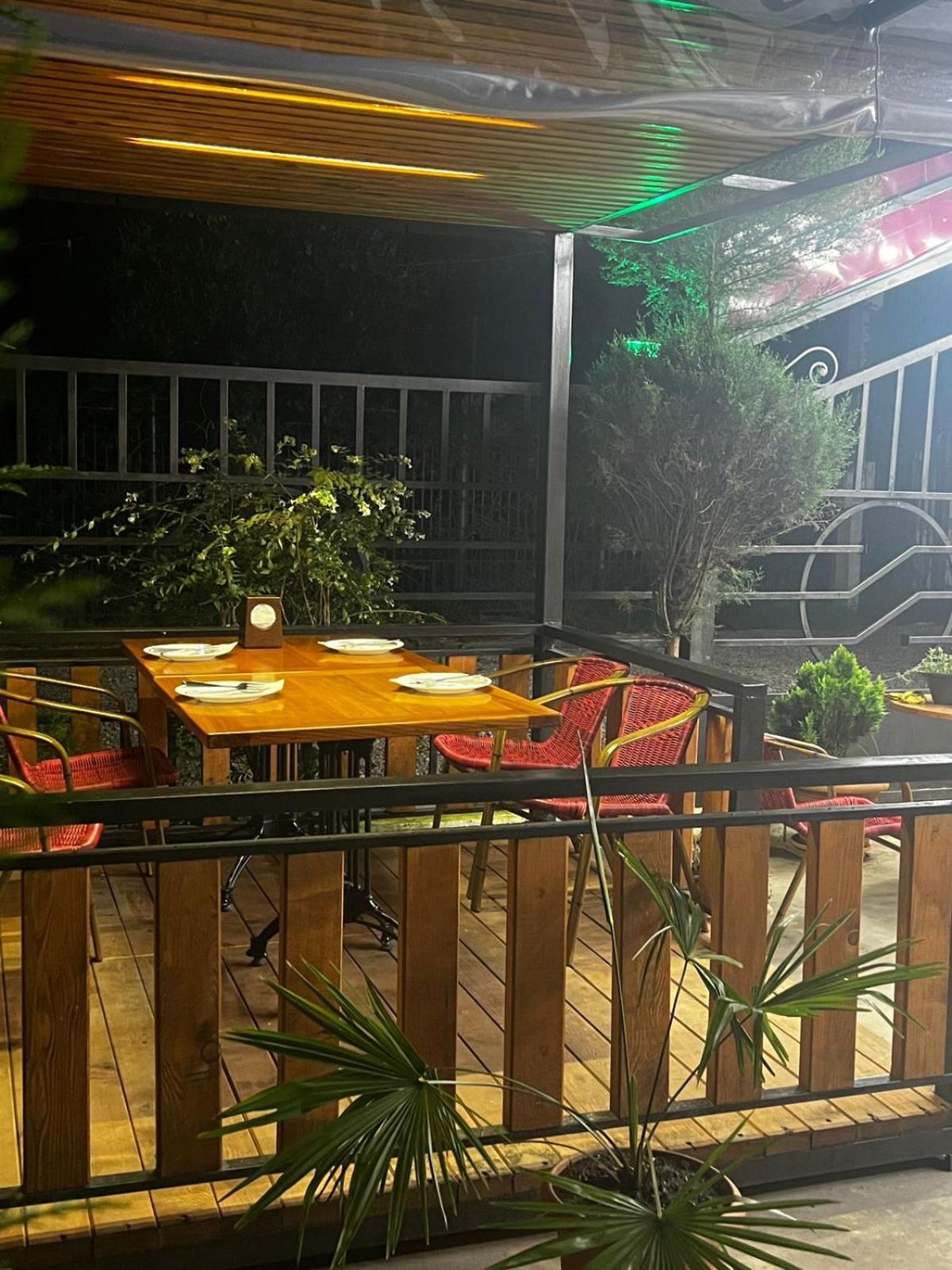 Golden Fleece Hotel Ureki Exterior photo