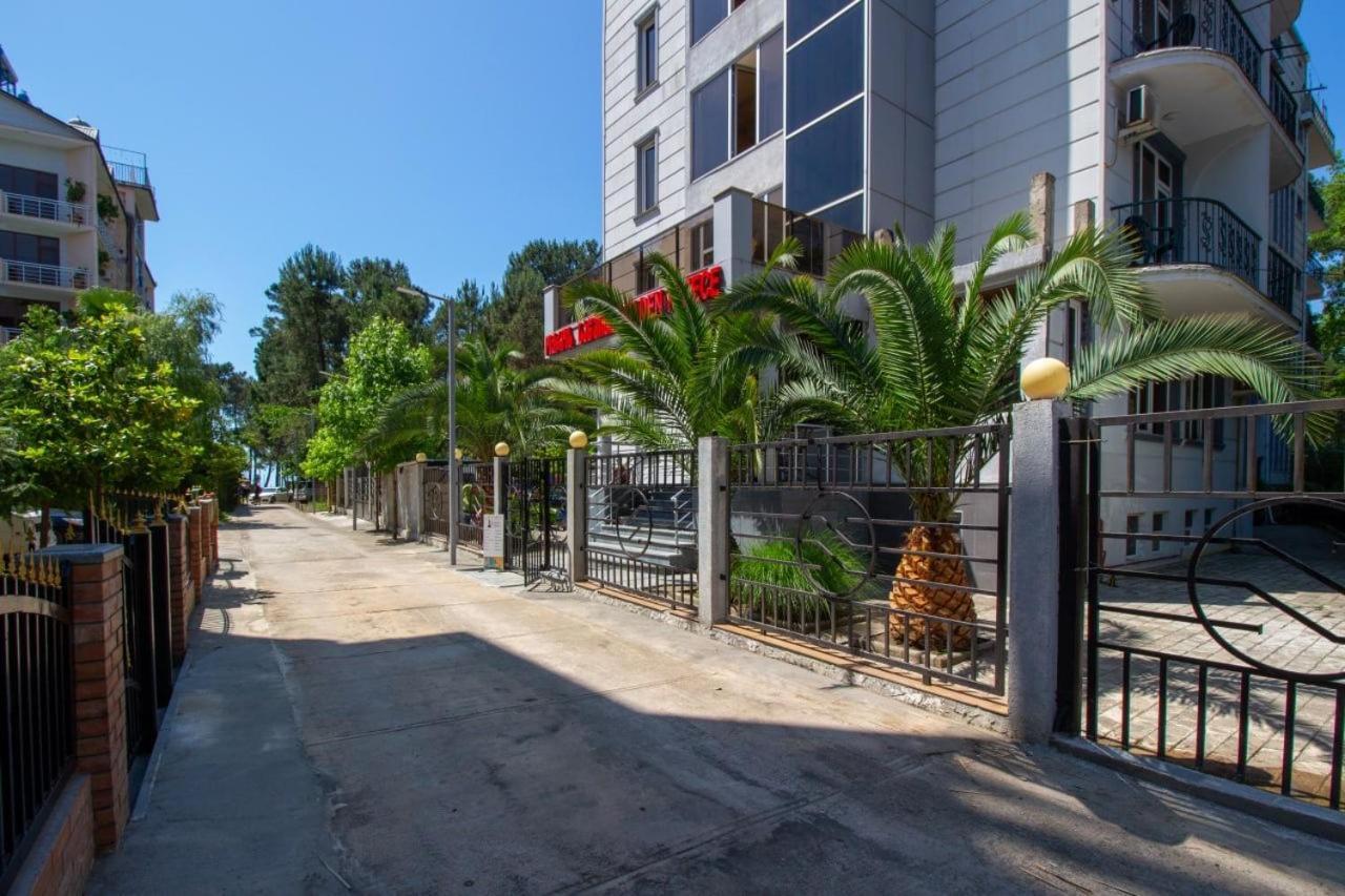 Golden Fleece Hotel Ureki Exterior photo
